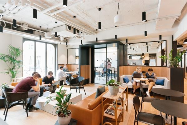 40 Rue du Colisée Coworking