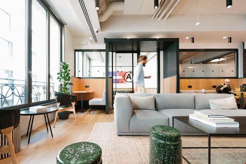 40 Rue du Colisée Coworking