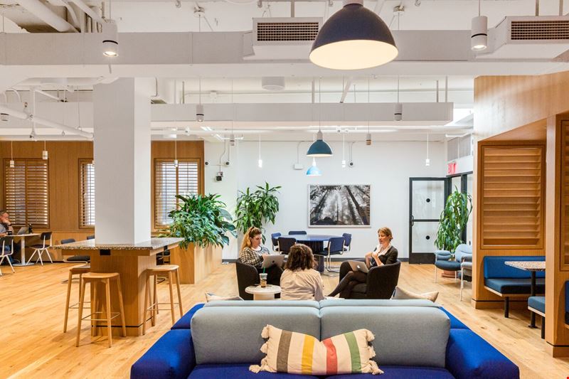 450 Park Ave S Coworking