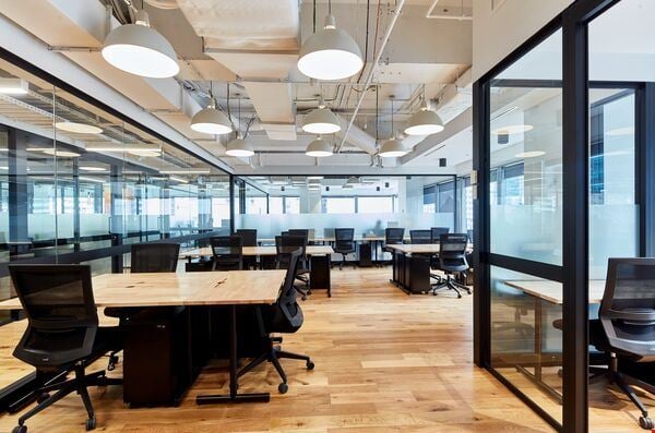 123 Eagle Street Office Space