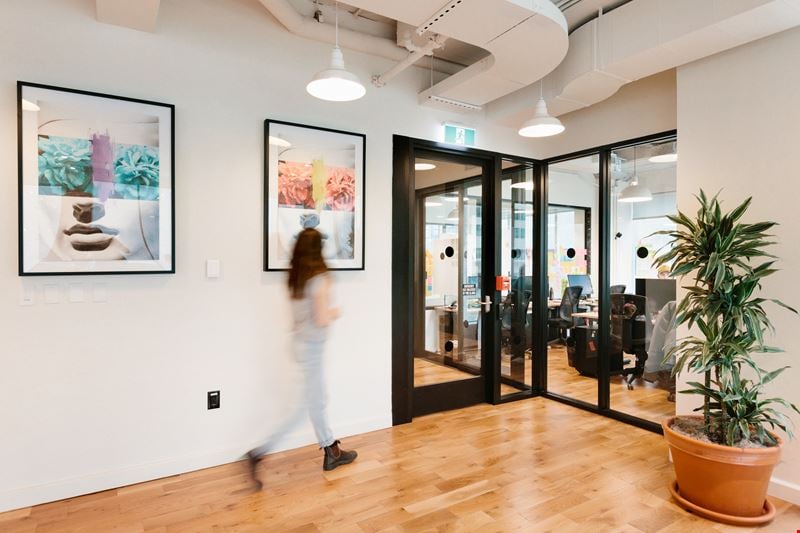 33 Bloor Street Coworking