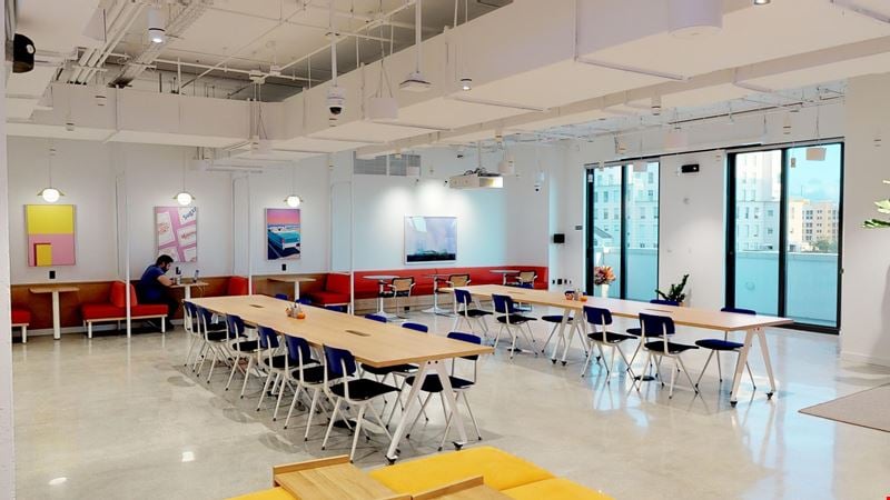 Giralda Place Coworking