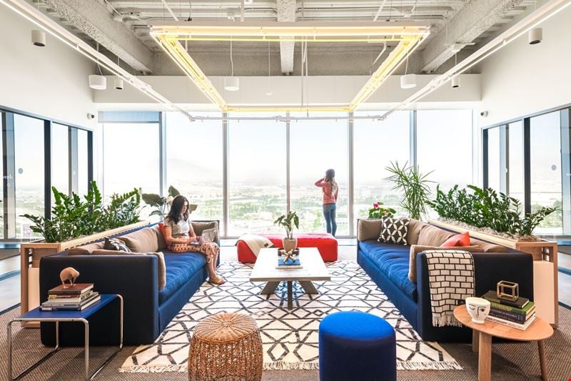 400 Spectrum Center Coworking