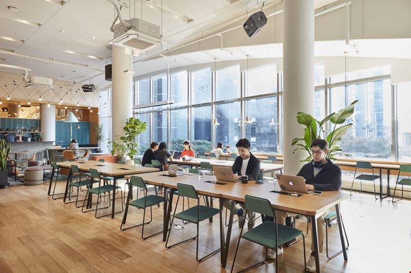 Yeoksam Station Coworking