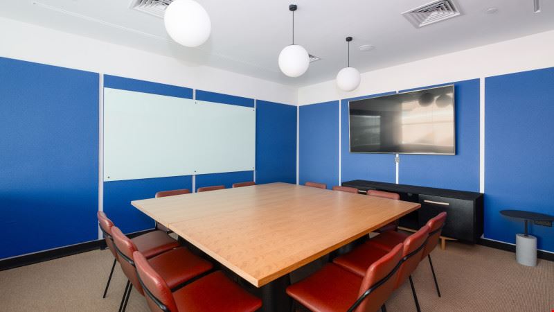 10 York Rd Conference Room