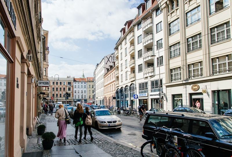 Neue Schönhauserstraße 3-5 Office Space